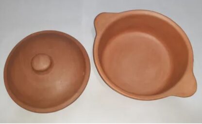 OLLA PROFUNDA DE BARRO C/ TAPA Y ASAS 25 CMS.