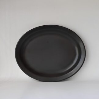 FUENTE OVAL 27 CMS. NEGRO MATE VERBANO LINEA RECTA CHICA